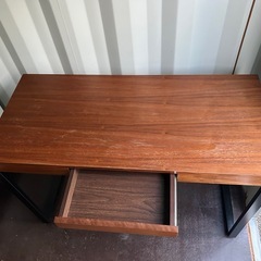 【使用2年・使用感ややあり】机、カウンターデスク、カウンターチェアの画像
