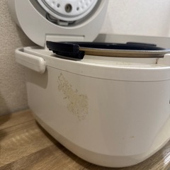 SHARPの炊飯器の画像