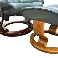 本革ソファ、オットマン付きの画像