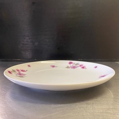 丸型陶器中皿（花柄）の画像