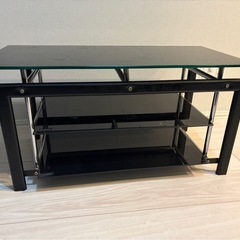 モダンな3段ガラステーブル（テレビ台・ローボード）引取限定
の画像