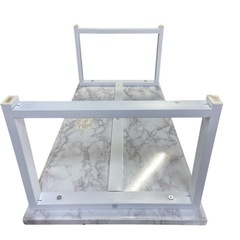 大理石風テーブル 机の画像