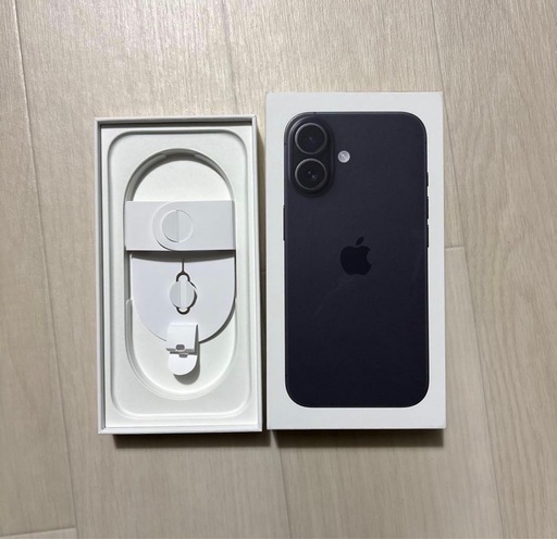 Apple iPhone16 SIMフリー本体 ブラック 128GB+ケース