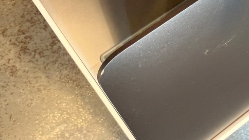 Apple M1チップ搭載13インチ MacBook Air