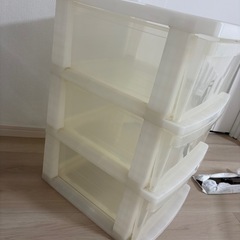 収納ボックスの画像