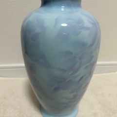 深川製磁　深川窯　宮内庁御用達　有田焼　花瓶　フラワーベース　色絵　彩磁ブルーの画像