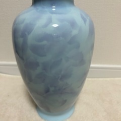 深川製磁　深川窯　宮内庁御用達　有田焼　花瓶　フラワーベース　色絵　彩磁ブルーの画像