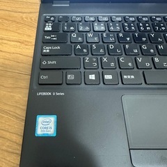 富士通U939/B LTE フルHD 第8世代 i5 メモリ8GB SSD 128GB 指紋 W11 Office 2024の画像