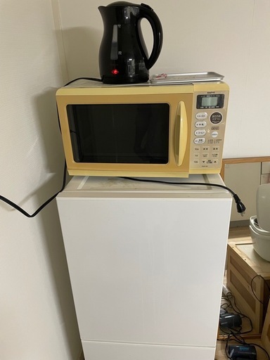 引っ越しのため、家具一式まとめて引き取ってくださる方