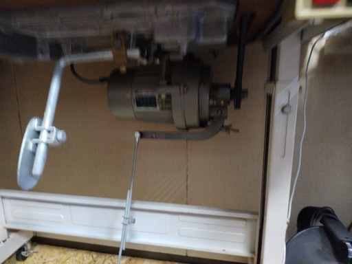 ブラザー　
工業用ミシン　DB2-B735-3
