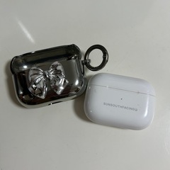 Apple  AirPodsプロ    1の画像