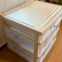 アクリル大型3段ボックスの画像