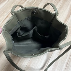 オフィスカジュアルバッグの画像