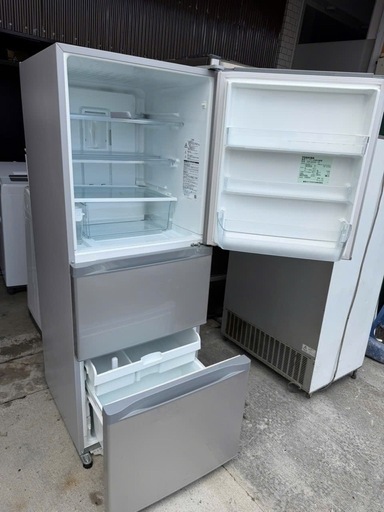 NO B755?福岡市内配送設置無料✨?東芝 TOSHIBA VEGETA（ベジータ） 冷凍冷蔵庫 （330L・右開き） 3ドア シル