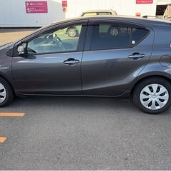 アクア　Gグレード　H25／低走行34,000km 車検R9.11 プライベートと仕事に最適！ の画像