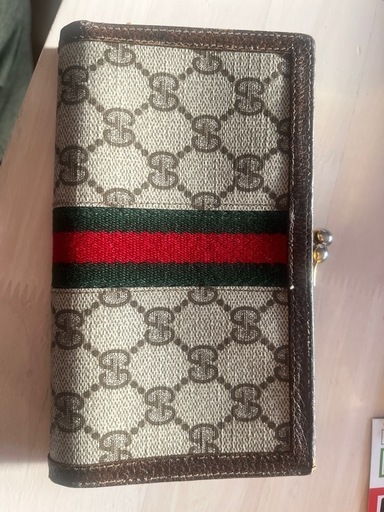 GUCCI 財布　がま口