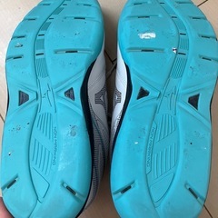 ミズノ　テニスシューズの画像