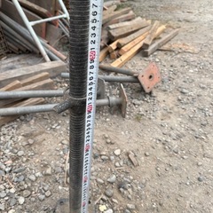 足場資材 くさびBタイプジャッキ？の画像