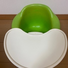 バンボ　　ベビーチェア　テーブル付きの画像