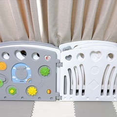 カトージ ベビーサークル 2ドア コロコロランドII (ホワイト&グレー)の画像