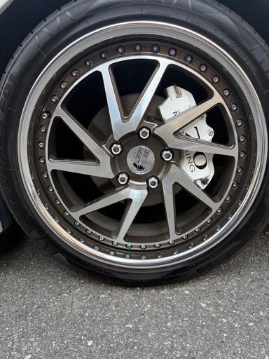 高級ホイール！　レオンハルト スーパースター　19インチ　タイヤ付き　114.3