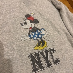 ミニーマウス　トレーナー　Lサイズ　お譲りしますの画像