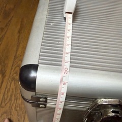 アルミケース シルバーの画像