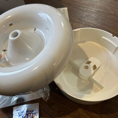 ピュアクリスタル（セラミック）　ペット用給水機の画像