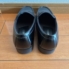 着用1回　CHARKIES ローファー　黒　23センチの画像