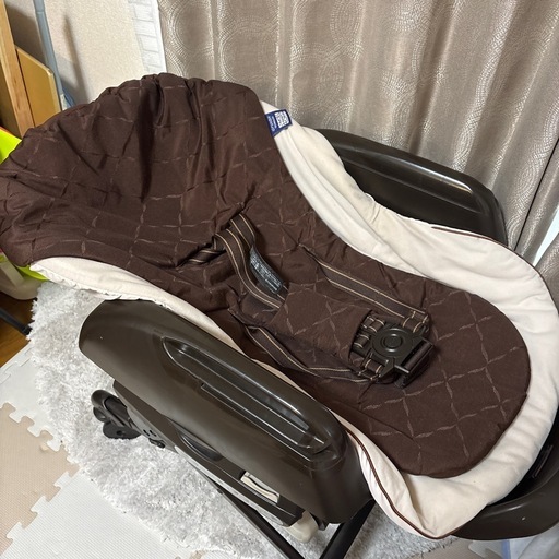コンビ ハイローチェア ネムリラ オートスイング