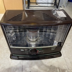 黒の石油ストーブ トヨトミの画像