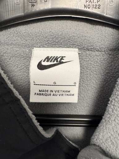 Nike クラブ フューチュラ ジャケット FZ0657-010