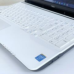 美品　NEC LaVie 15.6インチ 高性能Core i7　8GB　SSD256GB　Bluetooth　Office2024の画像