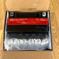 【新品未使用】オートバイ用バッテリーPTX-12BS（YTX12-BS互換します）の画像
