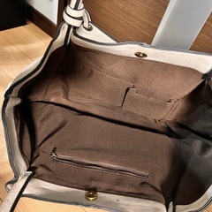 ポーチつきとーとばっくトートバックの画像