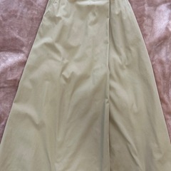 UNITED ARROWS green label relaxingユナイテッドアローズグリーンレーベルリラクシングロングスカート  ロングスカート ベージュ　ライトブラウン  サイズ36 ウエスト　約62センチ スカート丈　約87センチ  画像の通り薄汚れがあります。の画像
