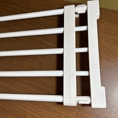 突っ張り棚 60〜90cmの画像