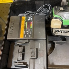 （中古）日立 WH14DSL2 インパクトドライバーセット（充電器、バッテリー✖️2）沖縄市KODENの画像