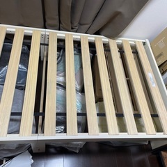 ニトリ　シングルこぼれ止め棚付きベッドフレーム(WW) の画像