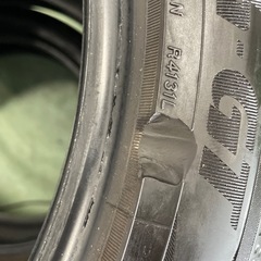 ブルーアース　タイヤ4本の画像