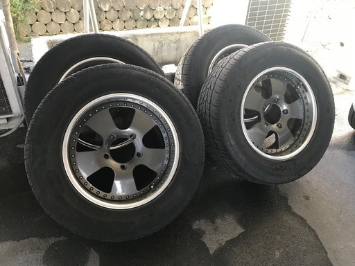 ランドクルーザー 100 18インチ 中古 タイヤホイール 285/60R18 4本セット