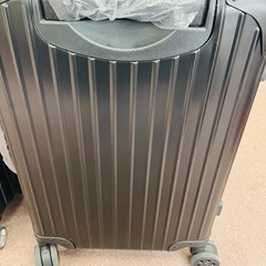 【激安】キャリーケースの画像