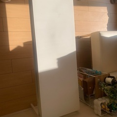 IKEAリビングローテーブルの画像