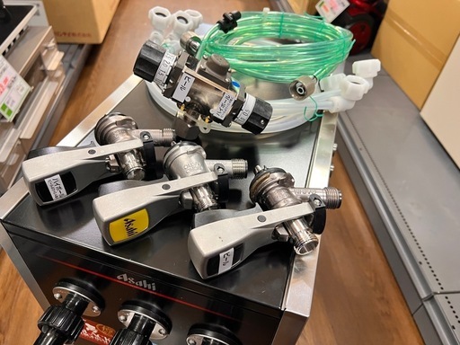 ホシザキ HOSHIZAKI ビールディスペンサー ビールサーバー 業務用 3口 生ビール 21年製 DBF-G45TA 【24000