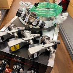 ホシザキ HOSHIZAKI ビールディスペンサー ビールサーバー 業務用 3口 生ビール 21年製 DBF-G45TA 【2400011125781】の画像