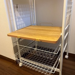(本日まで)キッチン収納(レンジ台)の画像