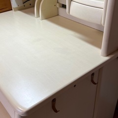 リビンズ　学習机の画像