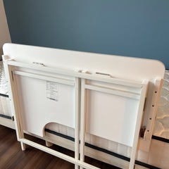 (本日まで)折りたたみテーブルの画像