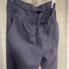 ナイキ NIKE ナイロンパンツ ブラック DRI-FIT ボトムス 黒 スポーツ　サイズL ロングパンツ ブラック ナイロンパンの画像