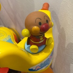 アンパンマン三輪車の画像